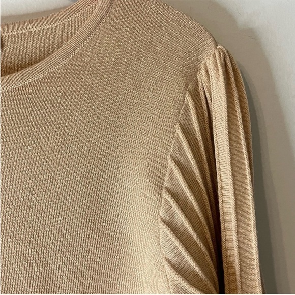 Nanette Lepore Metalic Gold Knit Sweater Scoop
Pullover Puffy Ribbed Sleeve Sz L - Picture 4 of 11